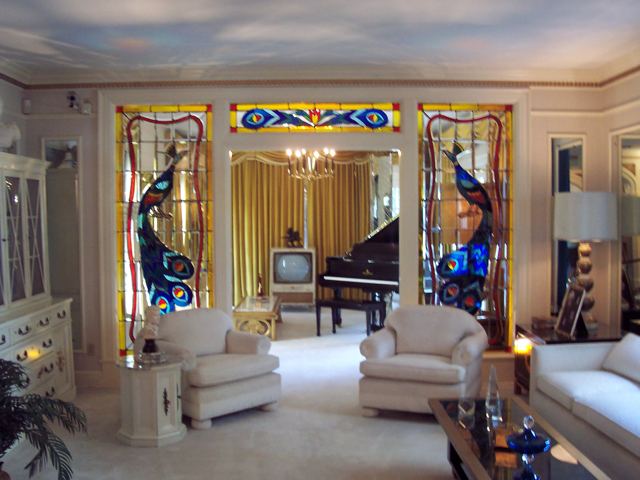 Graceland: the living room